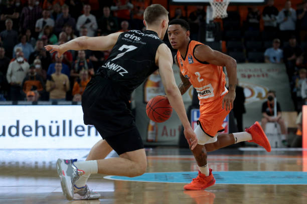 的现实依旧 的现实依旧